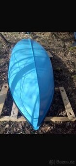 Loď - pramice + příslušenství