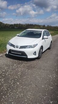 Auris 1.6 - 1