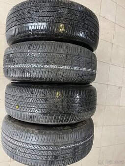 Pneu 235/55/18