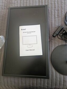 Nový monitor - - TV