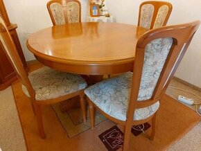 Stůl kulatý jídelní, rozkládací a 4 židle - dřevo