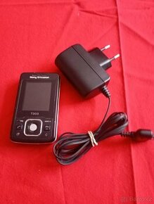 Mobilní telefon Sony Ericsson T303 - 1