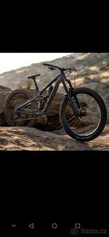 TREK horské kolo Slash 9.7 Black Olive/Carbon Smoke
- 1