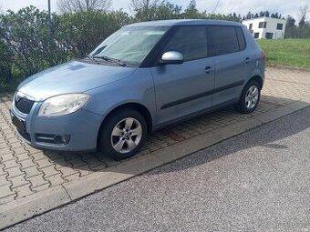 Škoda fabia 2 benzín