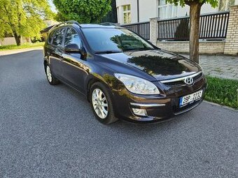 Hyundai i30 1.6i CW 130 km najeto