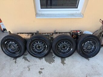 Letní sada kol 5.5x14 R14 4x100 et45 Kumho 185/70R14