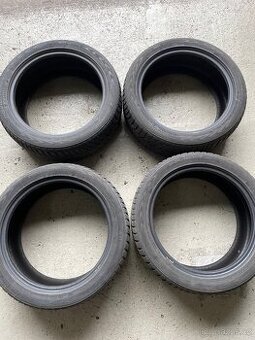 Nokia WR D4 225/45 R17 zimní
