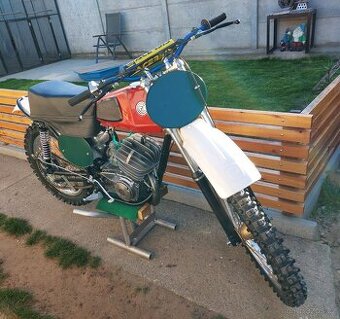 ČZ 250/980