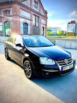 VOLKSWAGEN JETTA 1,9 TDI 77 KW BEZ DPF PRAVIDELNÝ SERVIS