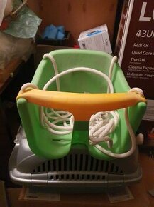 Houpačka pro malé děti plastová zelená CHEVA Baby plast - 1