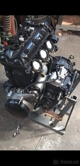 Triumph 675 Daytona, street triple