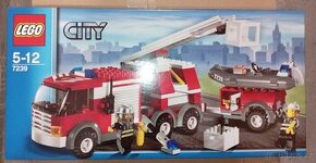 Lego City 7239 Hasičské nákladní auto