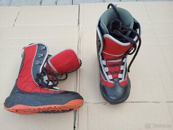 Boty na snowboard Nidecker -stélka 23,5 cm