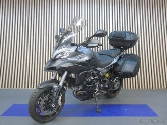 Ducati Multistrada 1200 s třema kuframa