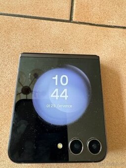 Samsung Z flip 5 prodám