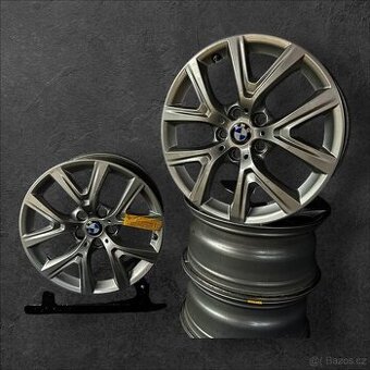 Zánovní originální alu kola BMW X1 5x112 r17