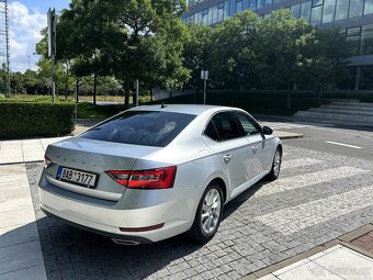 Škoda Superb 2.0 TDI Ambition DSG – TOP stav,1. majitel, ČR