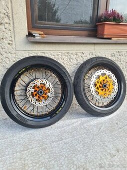Supermoto kola