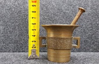 Starý mini hmoždíř mosazný, s paličkou, vel.0