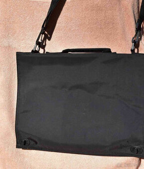 Taška, Knihy Digitální market. strategie,Kursbuch Deutsch