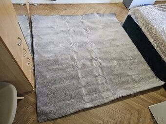 Čtvercový kusový koberec 200 x 200 cm