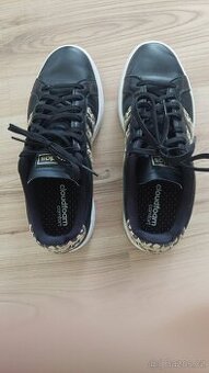 DÁMSKÉ SPORTOVNÍ BOTY