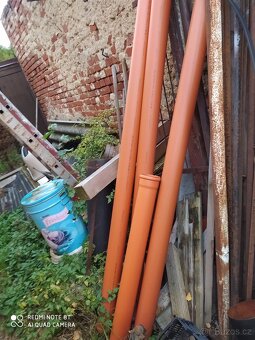 kanalizační trubky