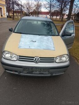 Volkswagen golf  4   1.6  16 v      dily      levně