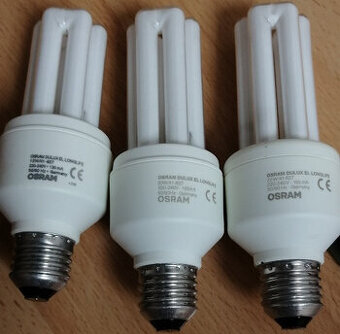 Úsporná žárovka E27 nepoužito