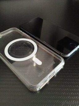 iPhone 8 64 GB černá