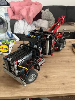 LEGO Technic 8285 – Tow Truck