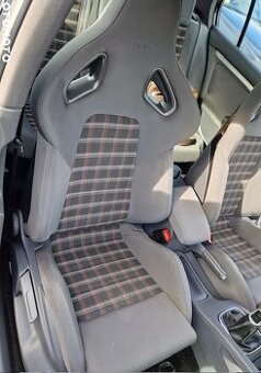 koupím sedačky Recaro VW Golf 5 GTI