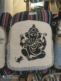 Indické ručně šité batohy.
