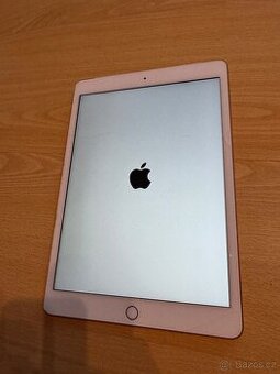 Apple iPad 8 128GB WiFi + Cellular Zlatý (2020)