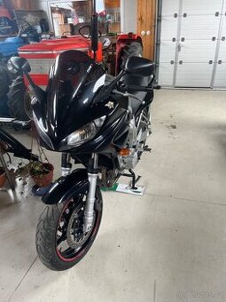Yamaha fz6