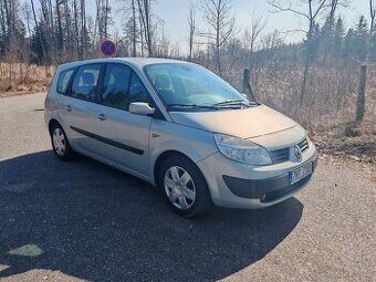 Renault Grand Scenic 7 míst