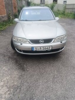 Opel Vectra 2,6 benzín V6 2001r dovoz DE na přihlášení