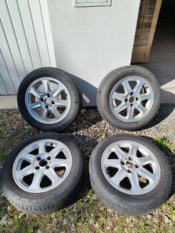 15" litá kola na Renault