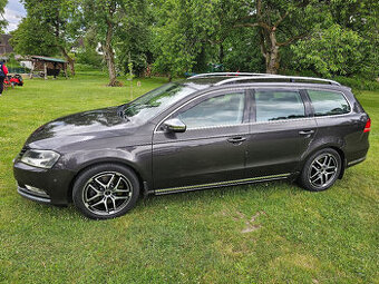 VW Passat Variant B7 103KW/140HP Higline + zimní pneu