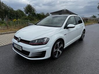 Volkswagen Golf GTI Performance
