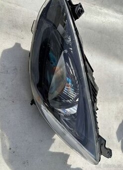 Mazda 2 DE, levé přední světlo