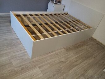 Postel s roštem 120 x 200 cm