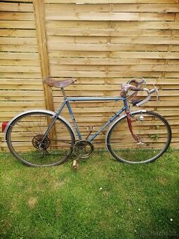 Jízdní kolo Favorit