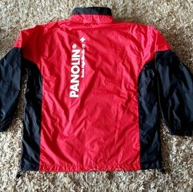 Bunda, vel. XL, barva černá a červená