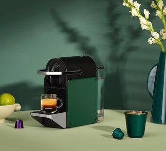Kávovar Nespresso Pixie