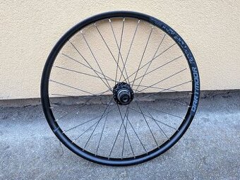 zadní kolo 24" boost