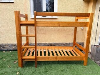 Dřevěná patrová postel 200x90
