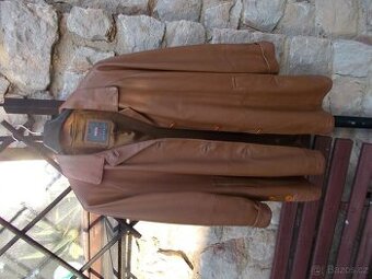 Dámský kožený kabát