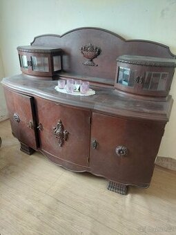 Starožitný nábytek, celý set