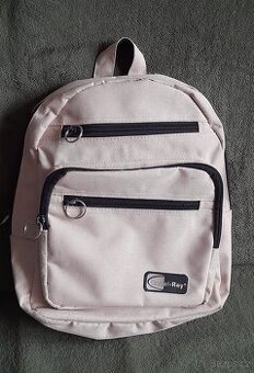Batoh béžový